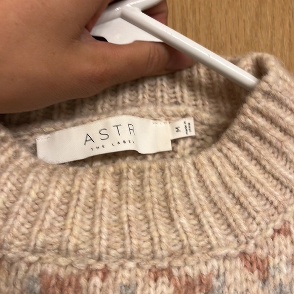 NWOT ASTR THE LABEL Maria Knit Sweater - Medium, Ivory/black/pink Fair Isle - Picture 10 of 10